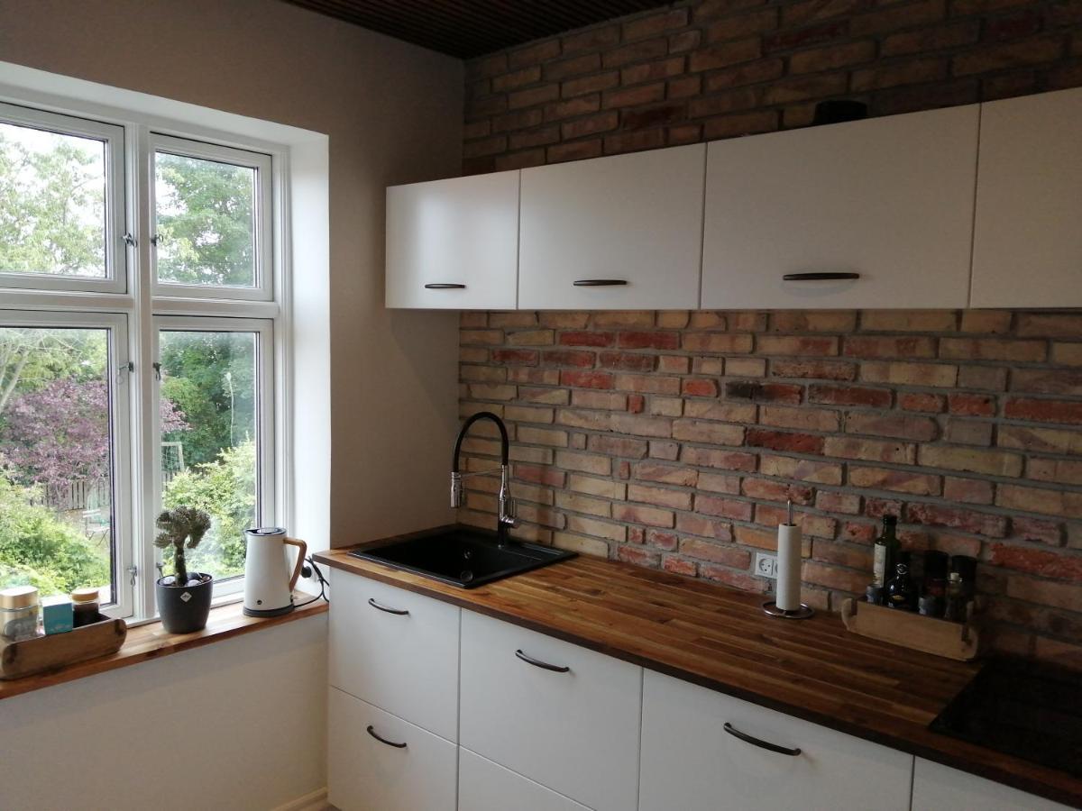 Cozy Villa-Apartment - Close To Aalborg Center - Free Citybikes And Parking ภายนอก รูปภาพ