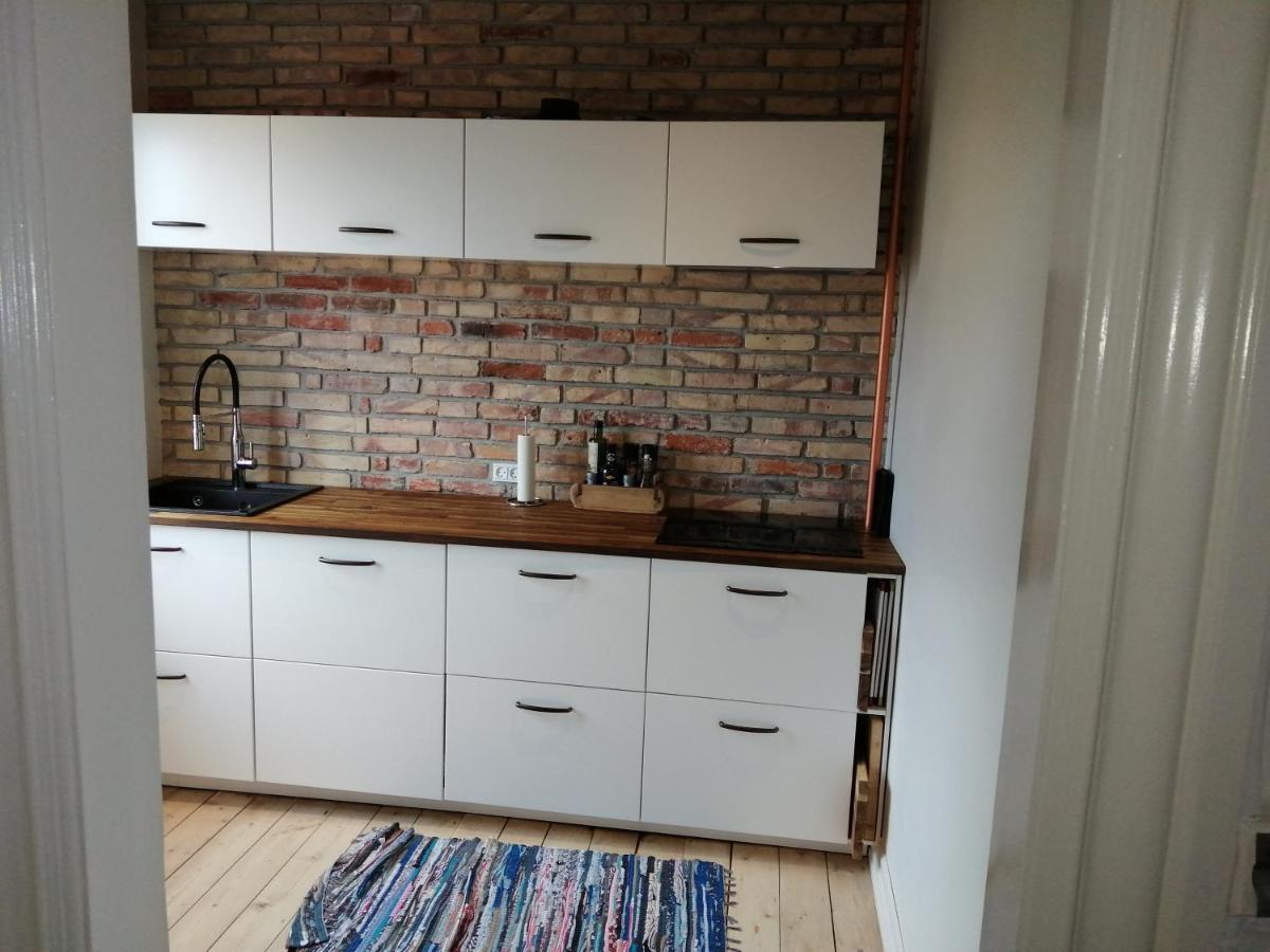 Cozy Villa-Apartment - Close To Aalborg Center - Free Citybikes And Parking ภายนอก รูปภาพ